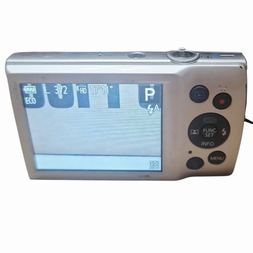 Canon PowerShot ELPH 160 20MP Silver Digital Camera 8x Zoom Tested Charger SD